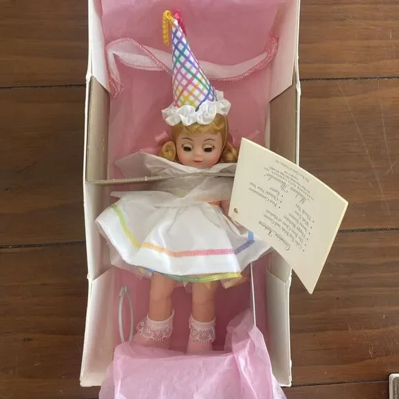 Madame Alexander Happy Birthday Doll Pin The Tail On The Donkey 21080 Box Stand